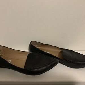 Steve Madden Black Pointed-Toe Leather Flats